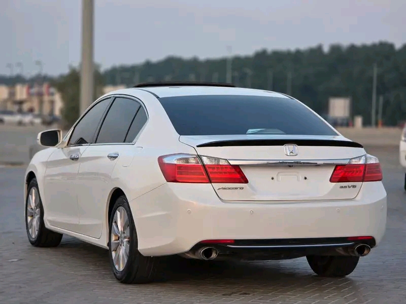 هوندا أكورد 2014