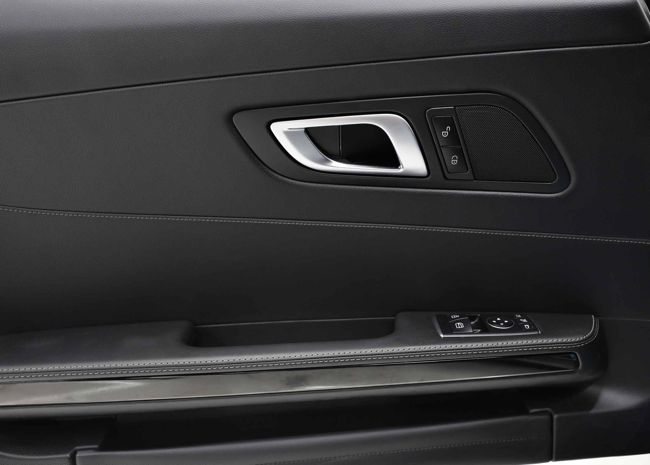 Mercedes Benz AMG GT 2020 4L