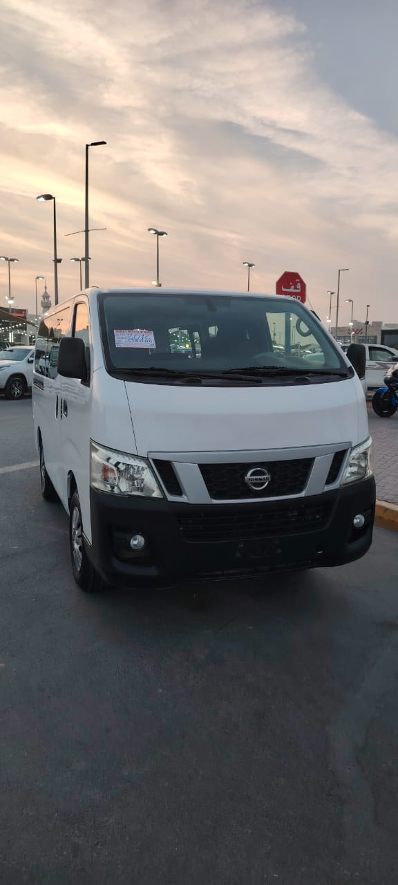 Nissan Urvan 2016