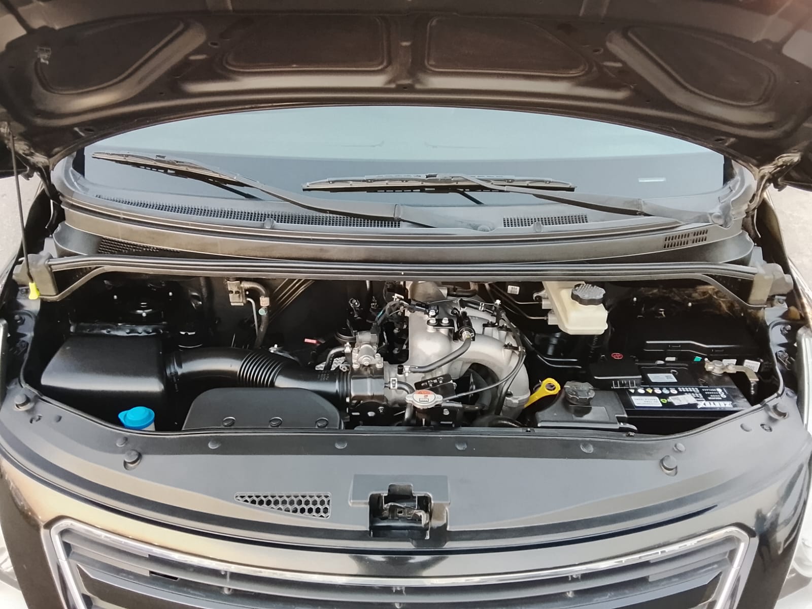 Hyundai H1 2016 2.4L