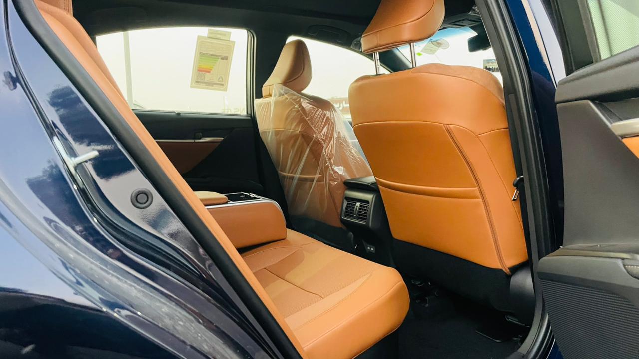 تويوتا كامري 2025