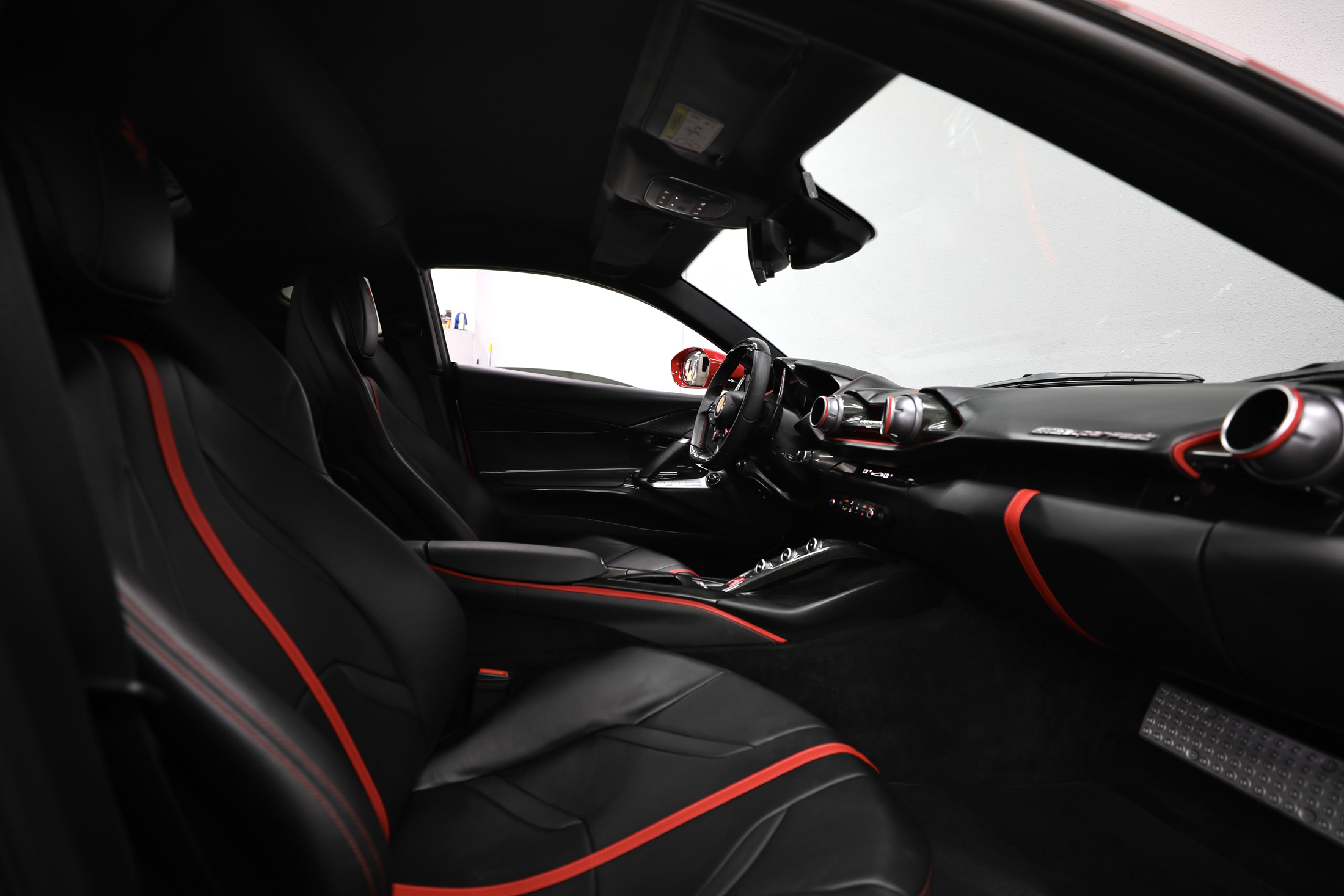 فيراري 812 سوبرفاست 2022 6496L