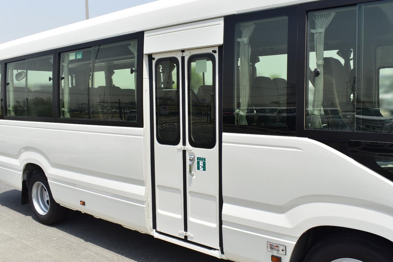 Toyota Coaster 2025 4L