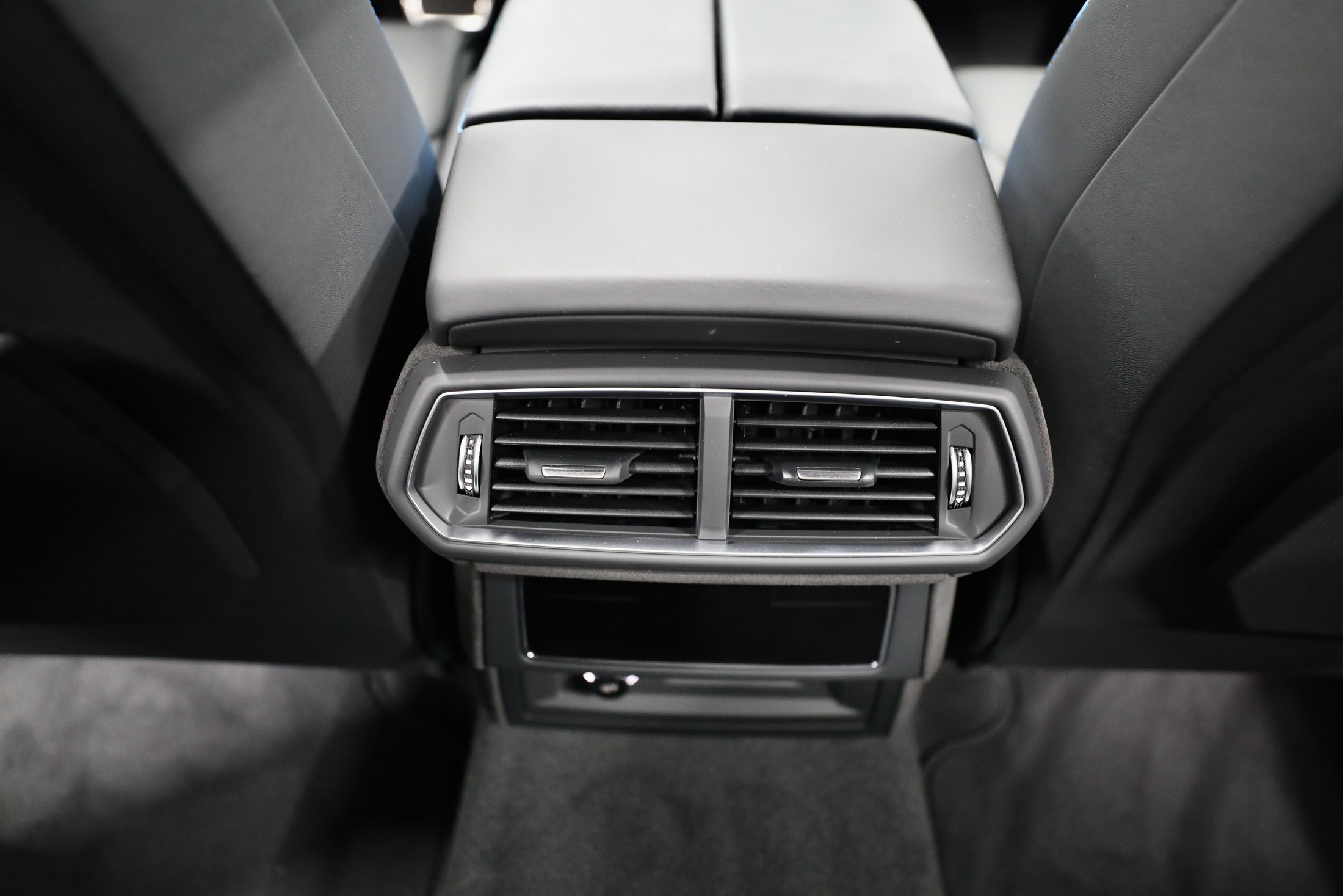 لامبورغيني اوروس 2025 3996L