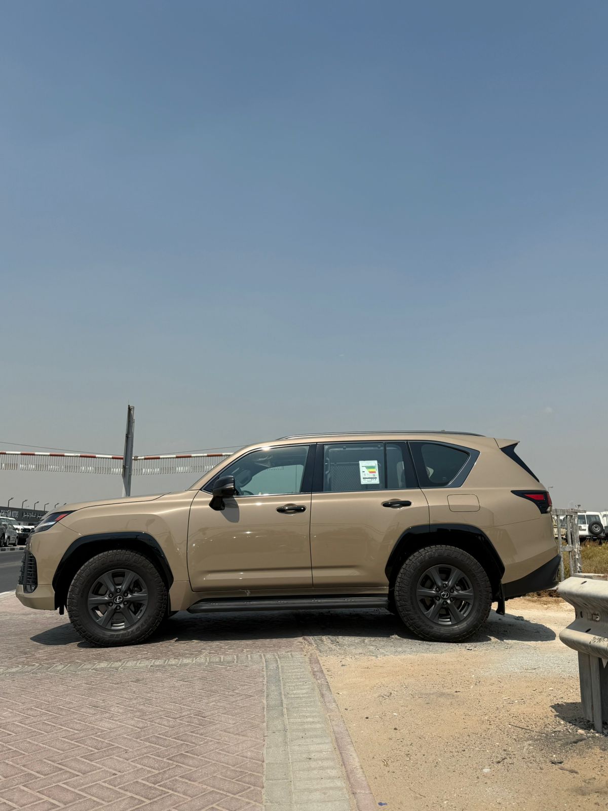 Lexus LX 2025