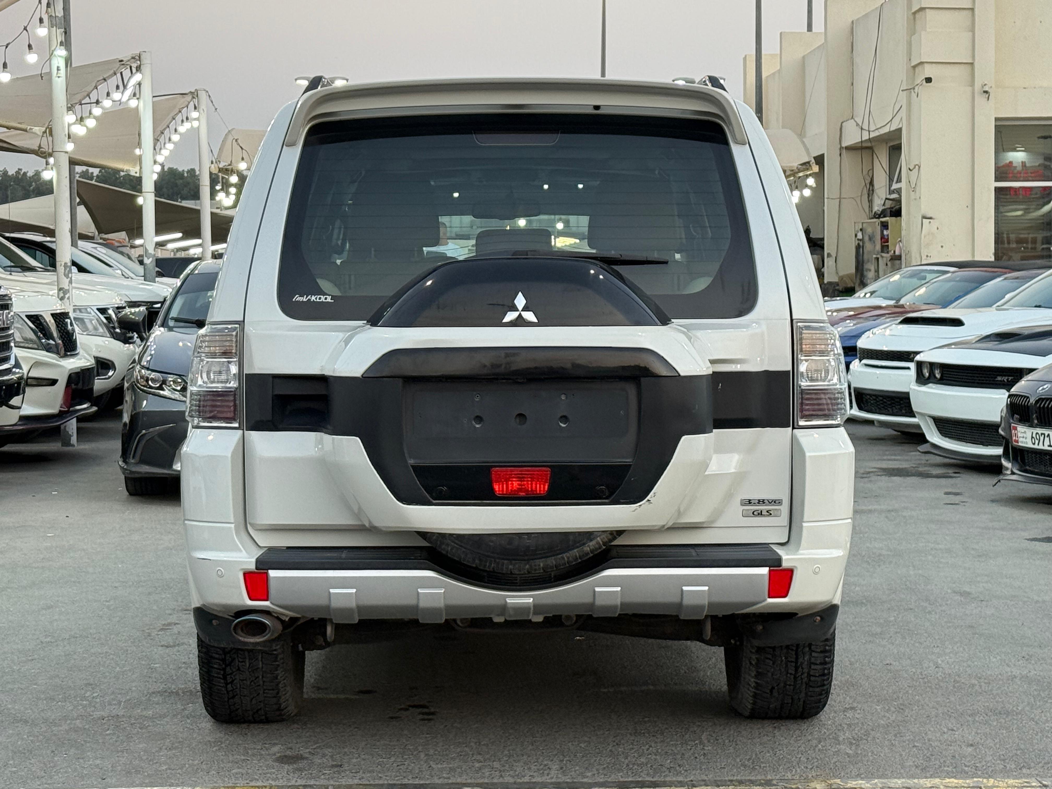 ميتسوبيشي باجيرو 2016