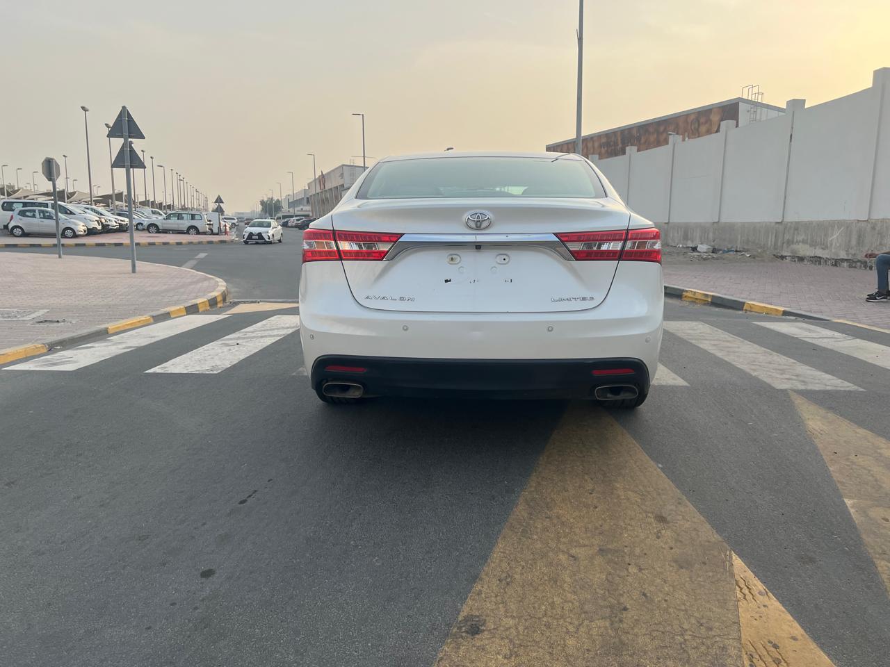 Toyota Avalon 2013