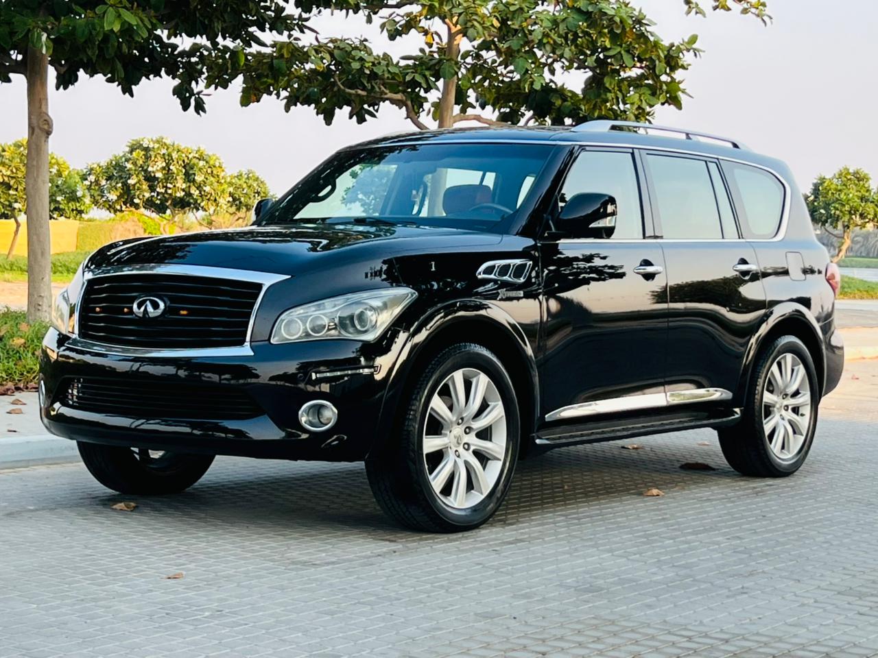 Infiniti QX56 2011