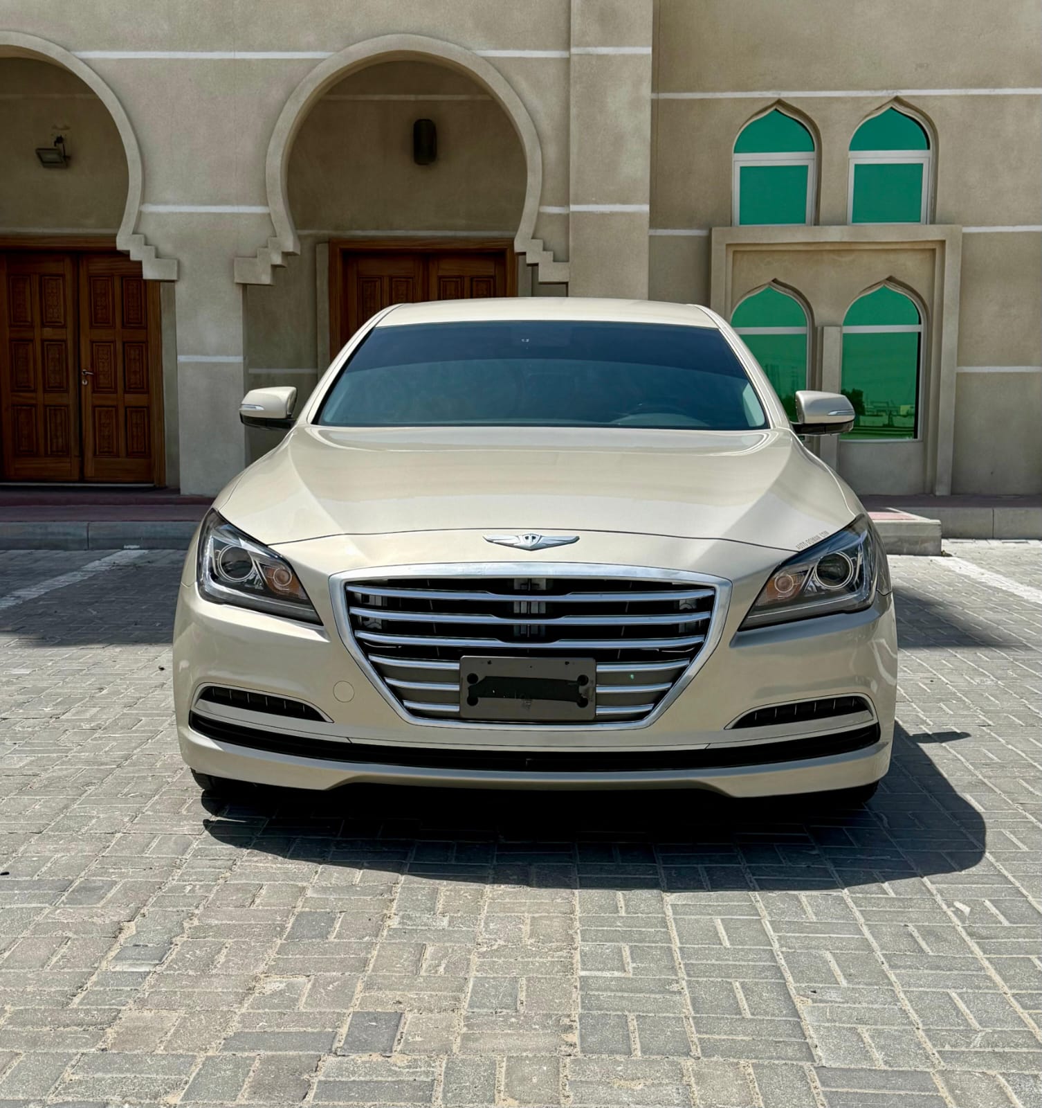 Genesis G90 2015