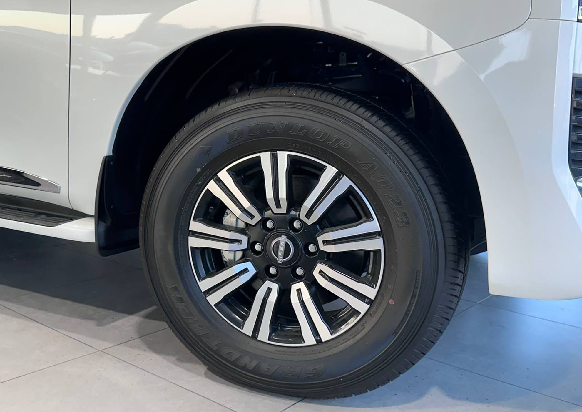 Nissan Patrol 2024 3.8L