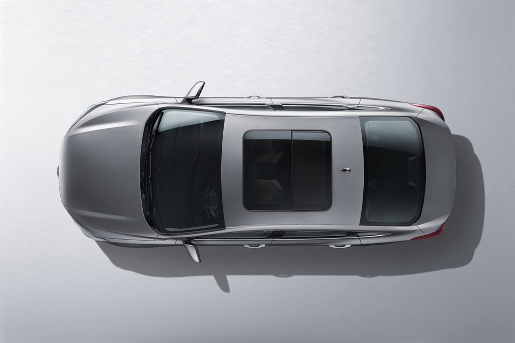 https://gcc-1307444343.cos.accelerate.myqcloud.com/cc/car-image/ae11092c