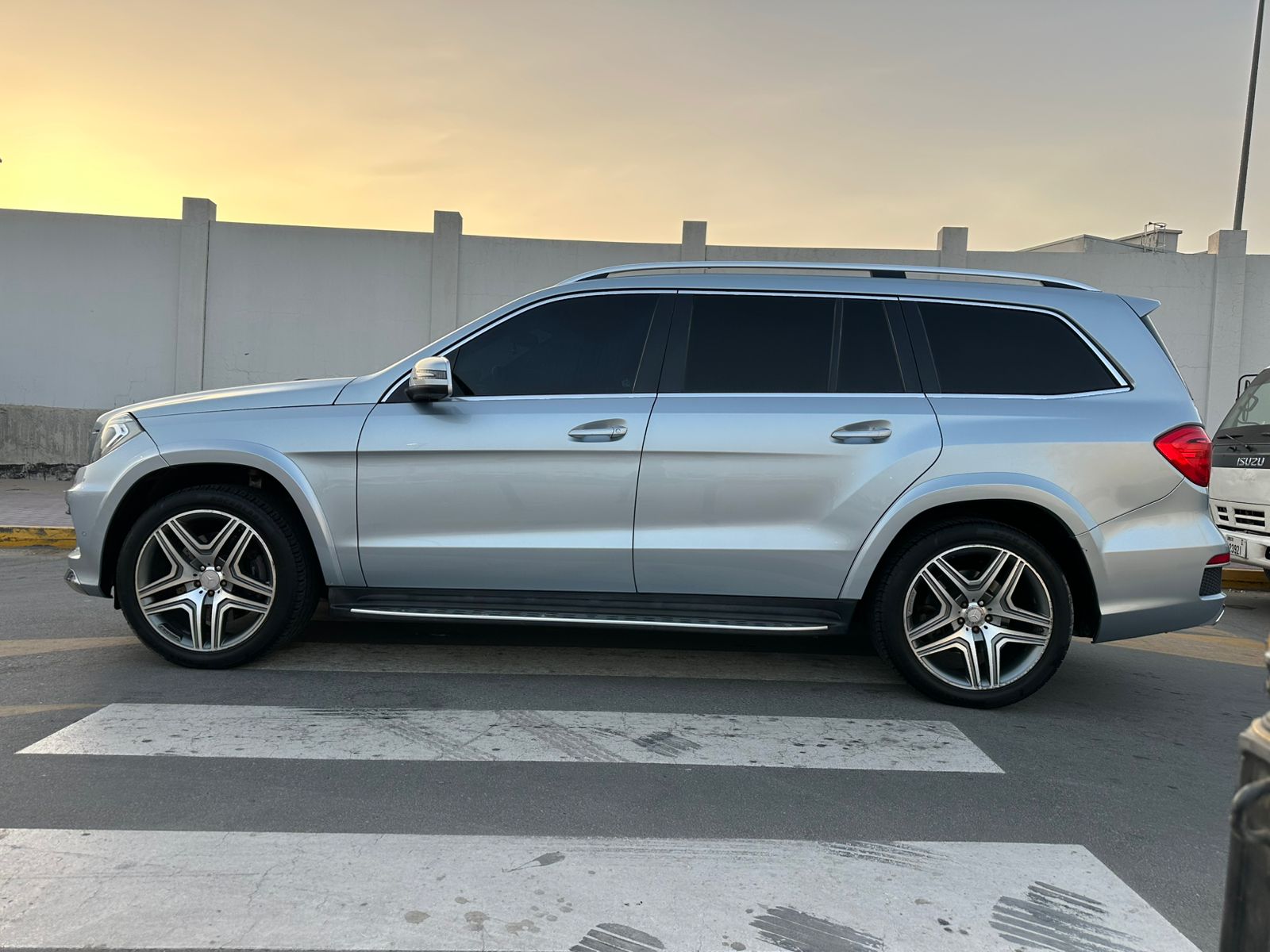 Mercedes Benz GL Class 2015 5000L