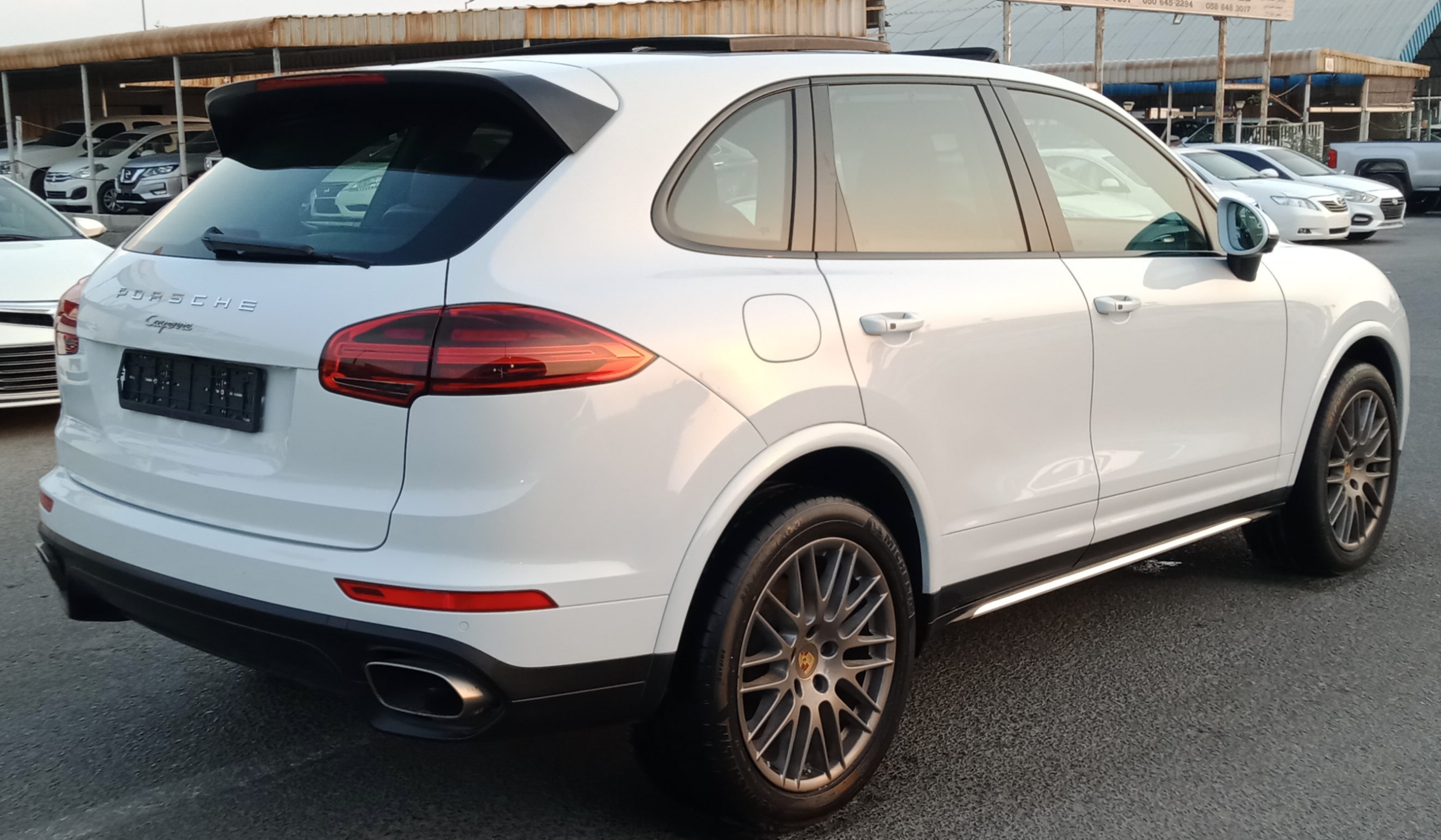 Porsche Cayenne 2017 3604L