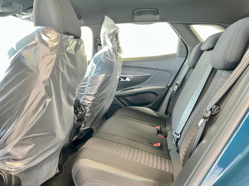 Peugeot 3008 2025 1.6L