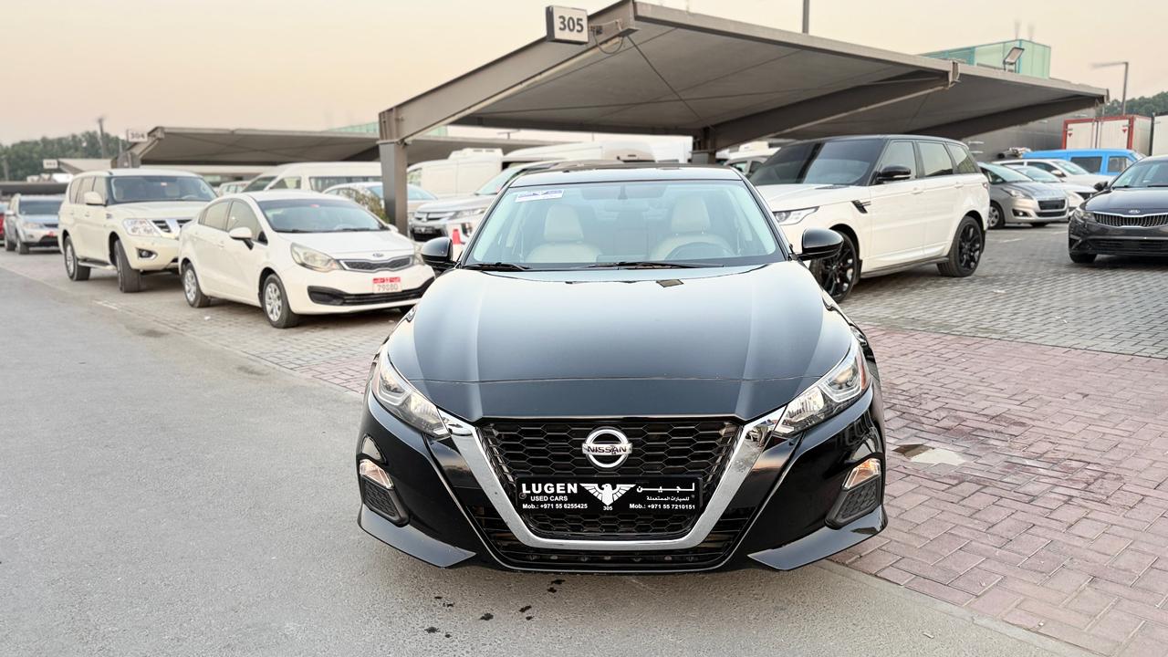 Nissan Altima 2021