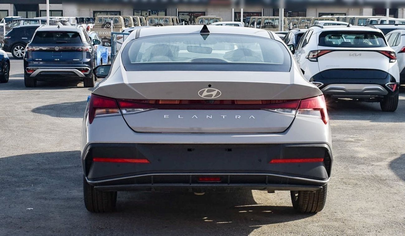 Hyundai Elantra 2024 1.6L