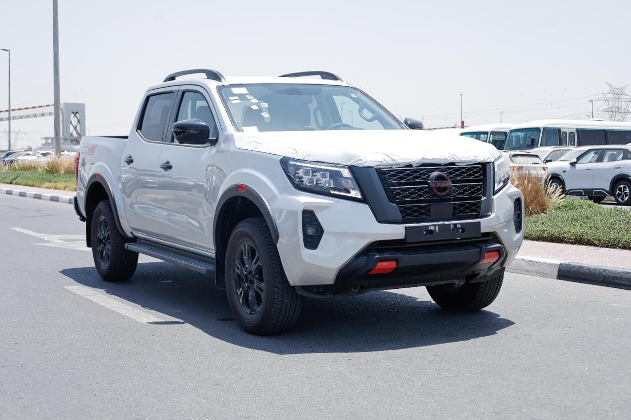 نيسان نافارا 2025 2500L