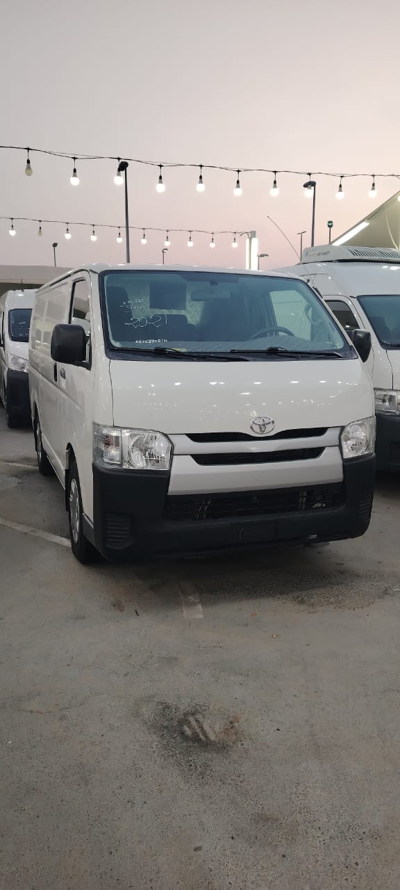 Toyota Hiace 2021