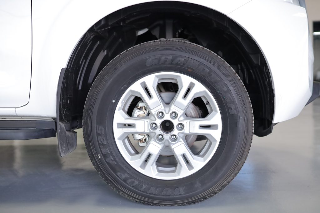 Nissan Navara 2023 2.5L