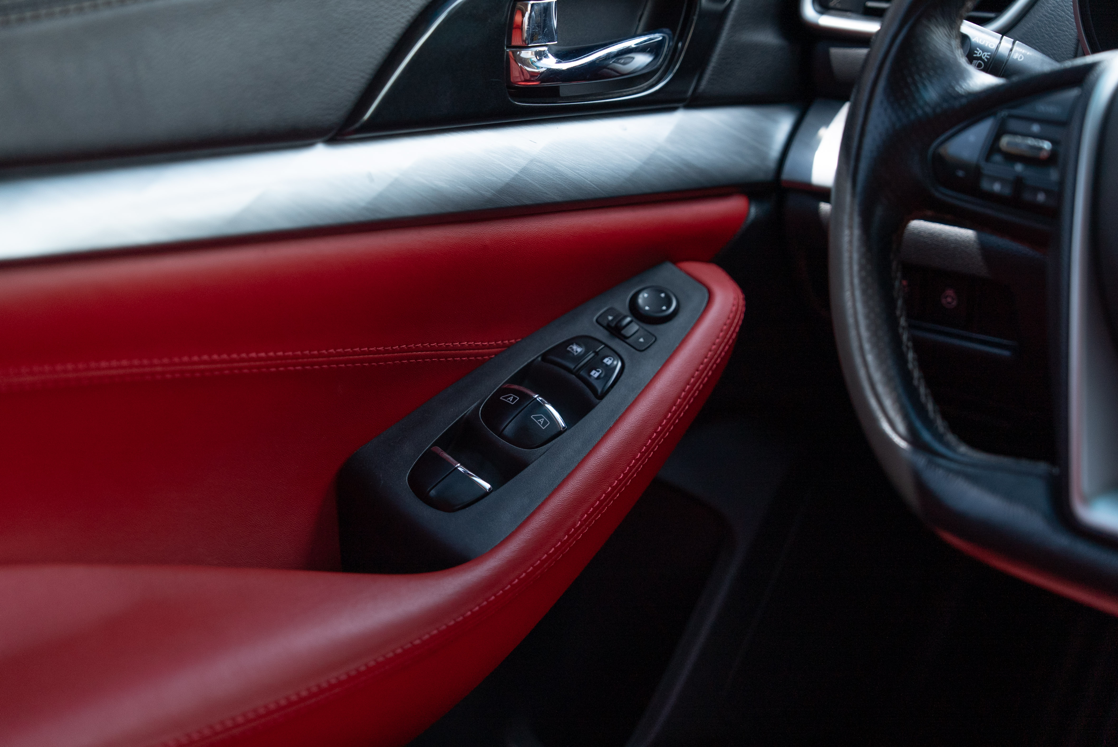 https://gcc-1307444343.cos.accelerate.myqcloud.com/cc/car-image/c056370b