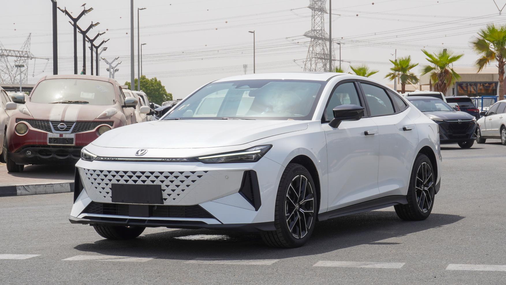 Changan UNI-V 2025