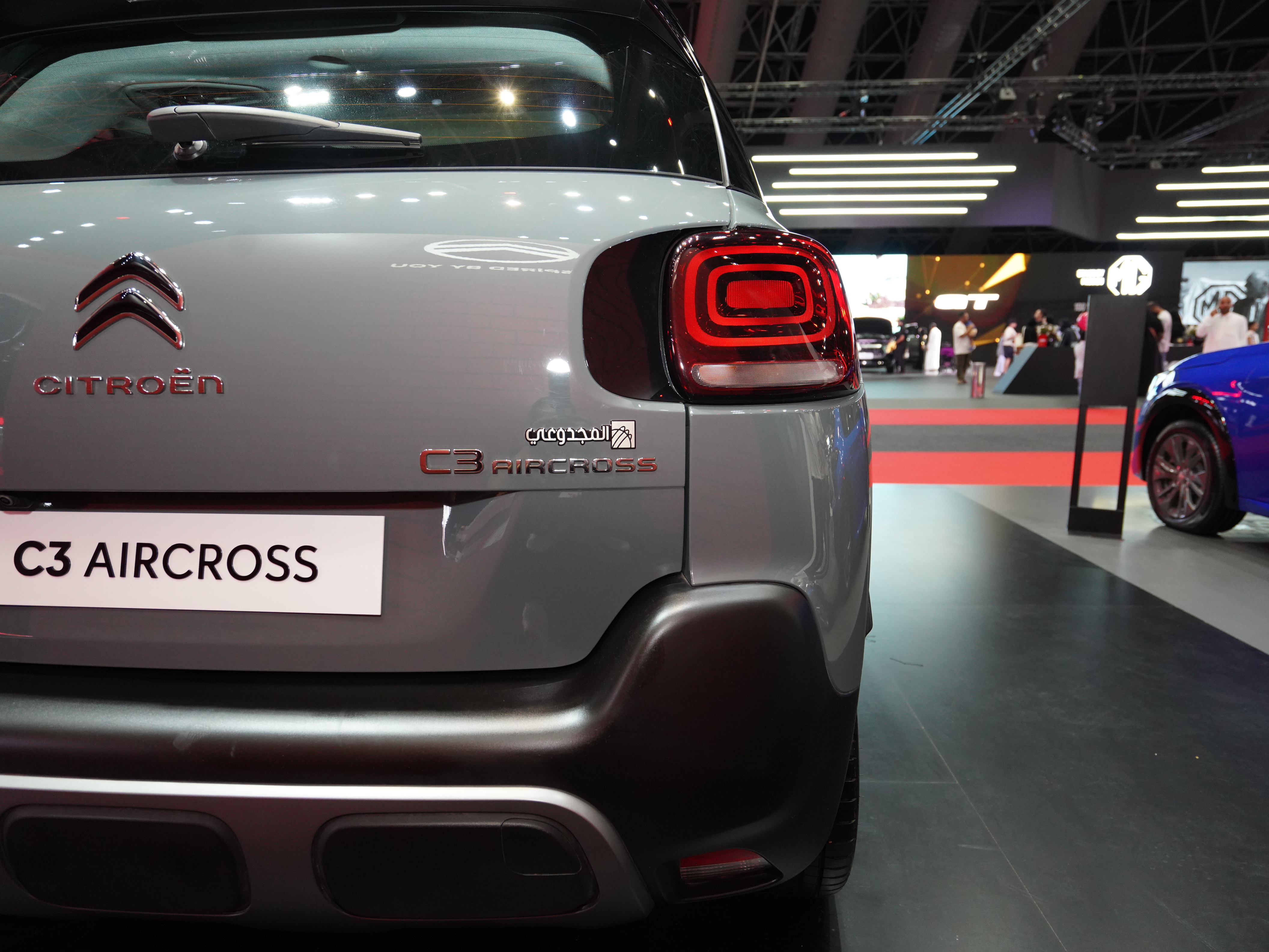 استكشف  سيتروين  سيتروين C3 Aircross الصور الخارجية والداخلية. اكتشف جميع جوانب وتفاصيل السيارات.