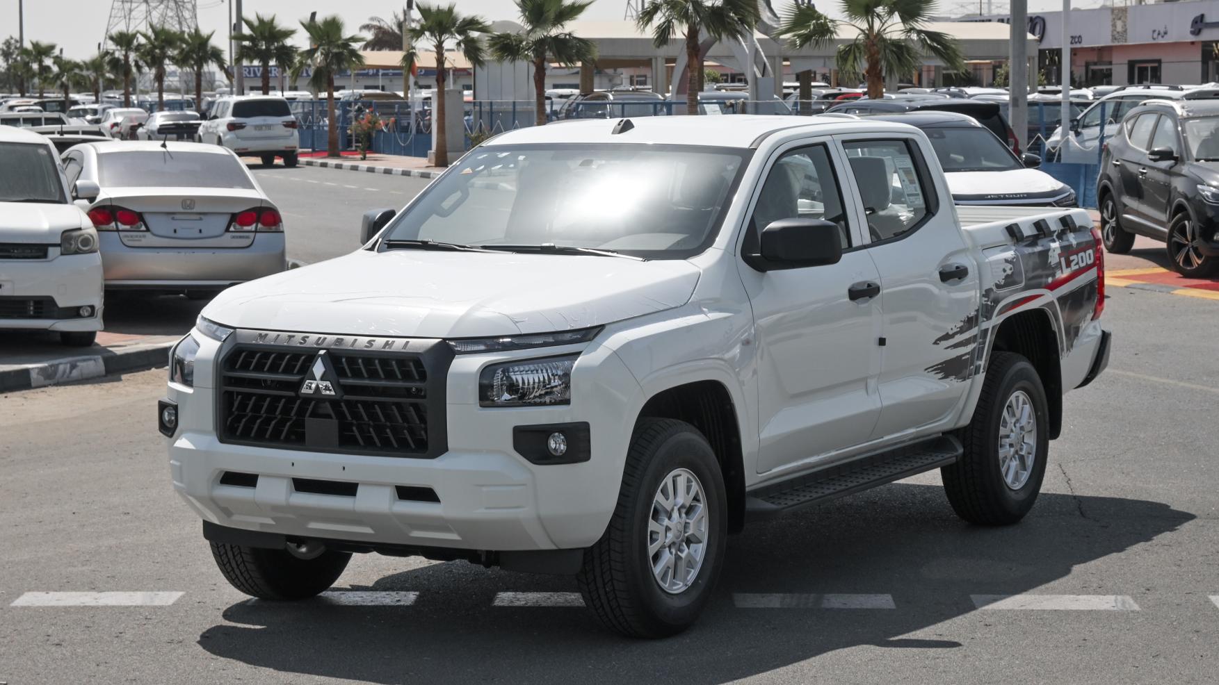 ميتسوبيشي L200 2025