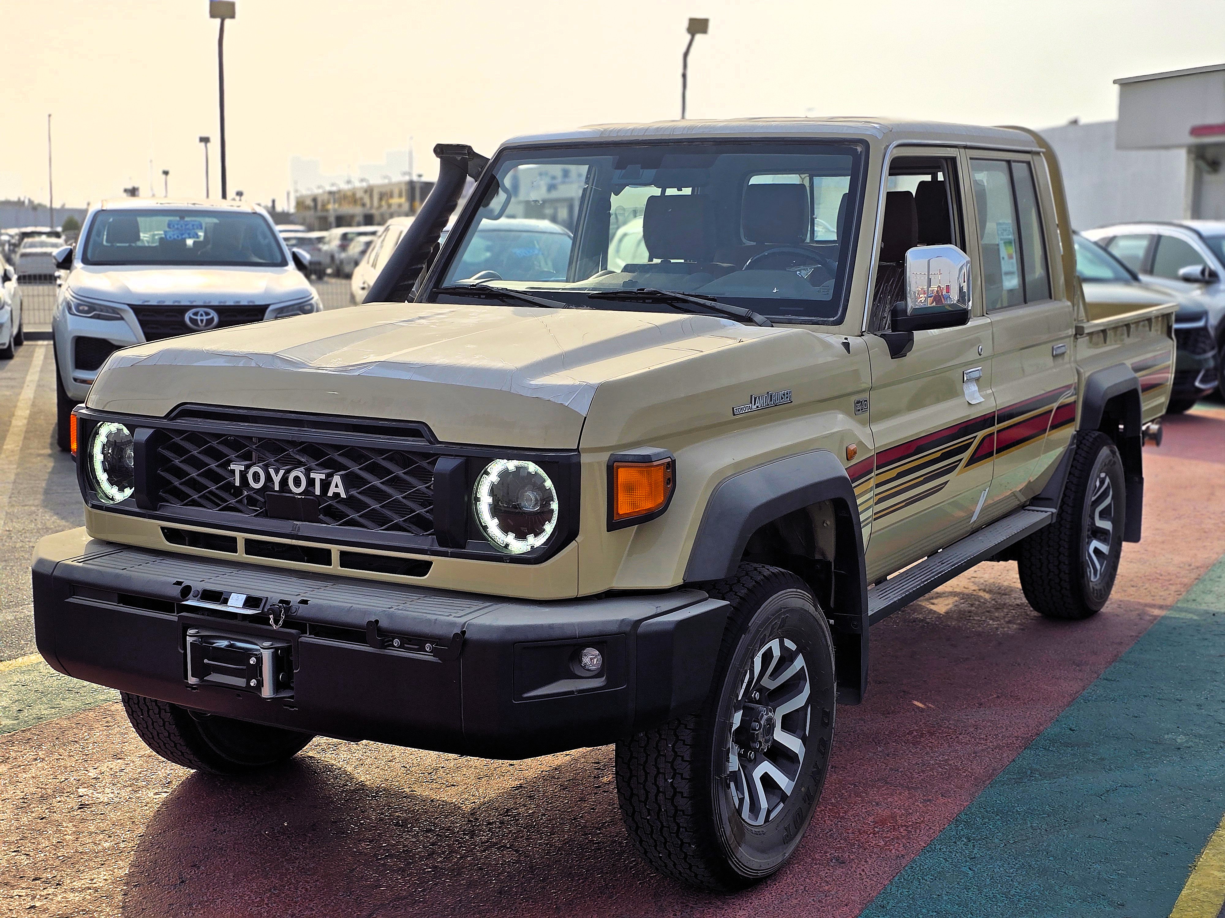 Toyota Land Cruiser Pick Up 2025