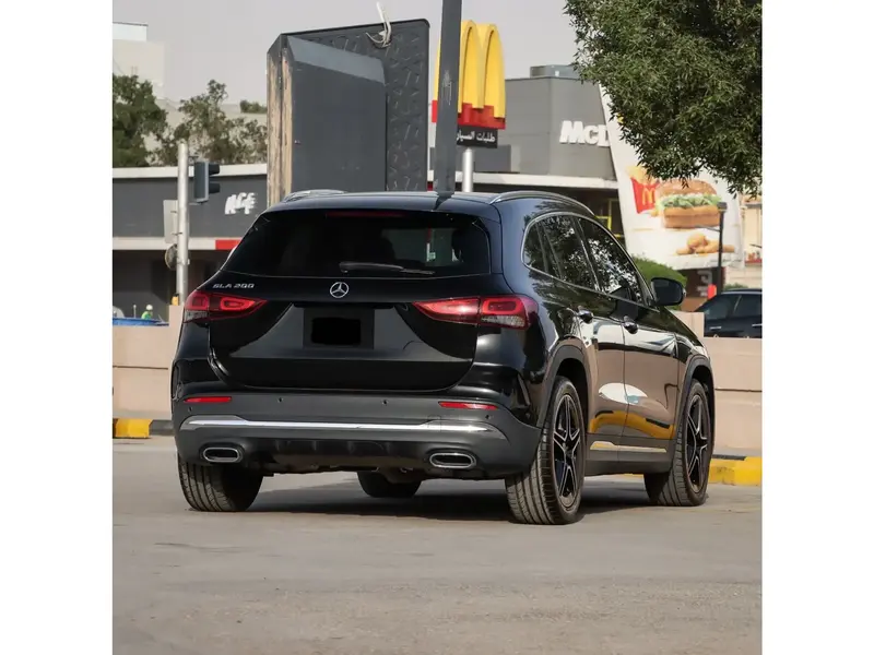 Mercedes GLA 2021