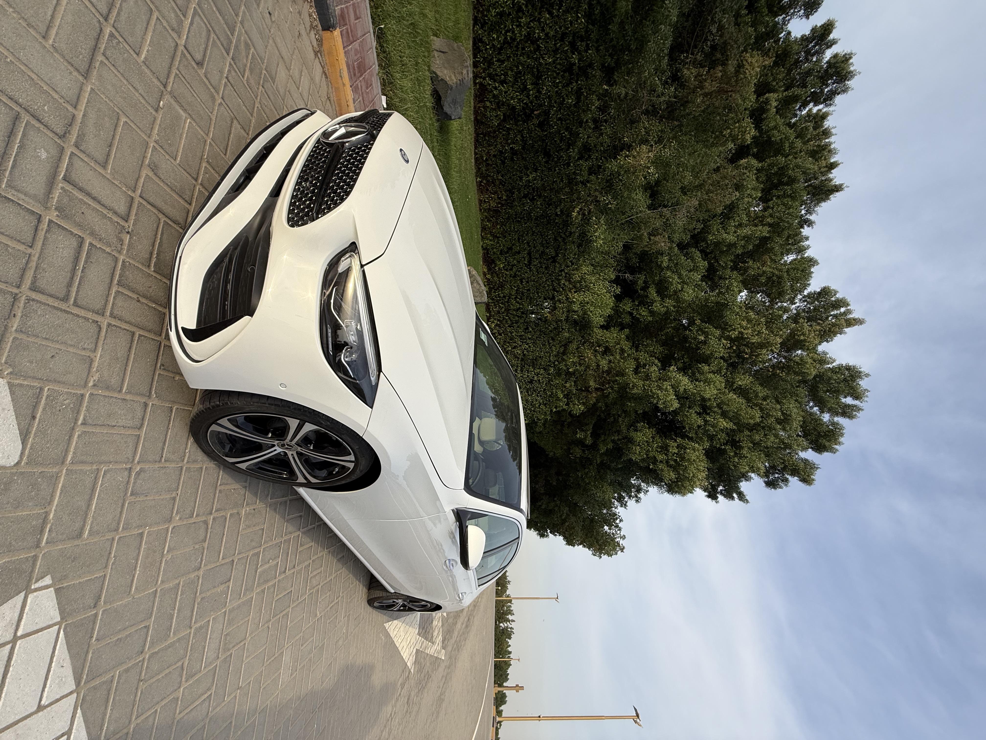 مرسيدس بنز C Class 2024