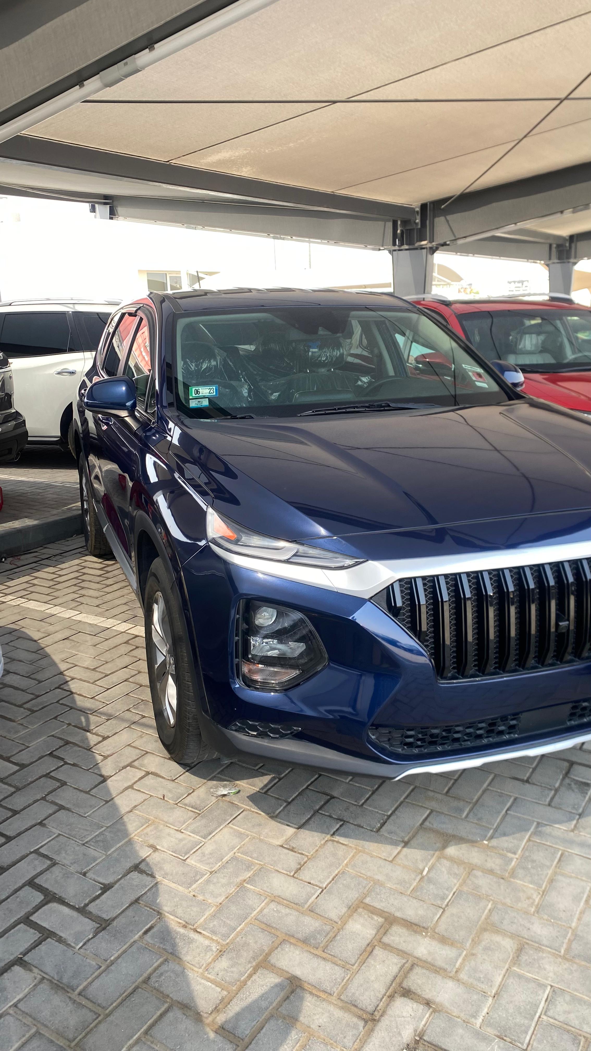 Hyundai Grand Santa Fe 2019