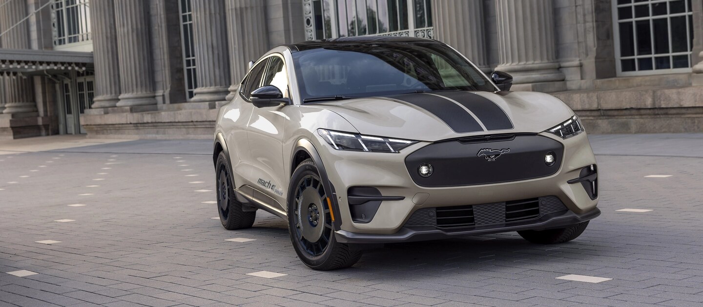 https://gcc-1307444343.cos.accelerate.myqcloud.com/cc/car-image/c60db44e