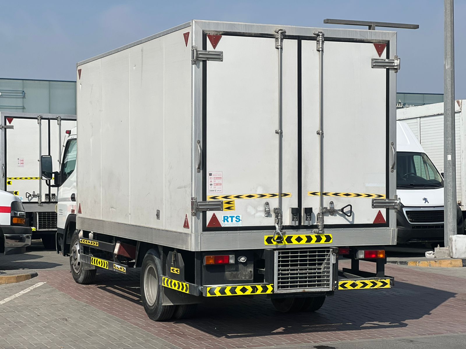 ميتسوبيشي كانتر 2020