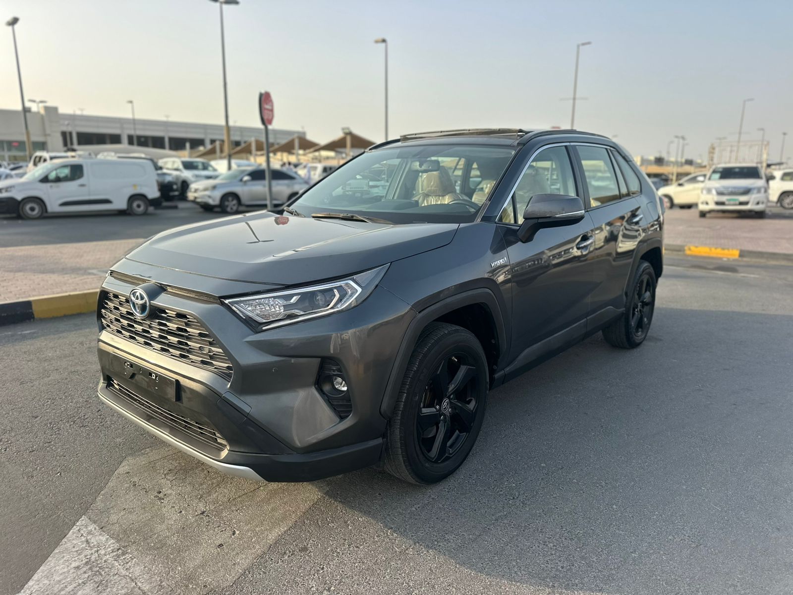 تويوتا راف ٤ 2021