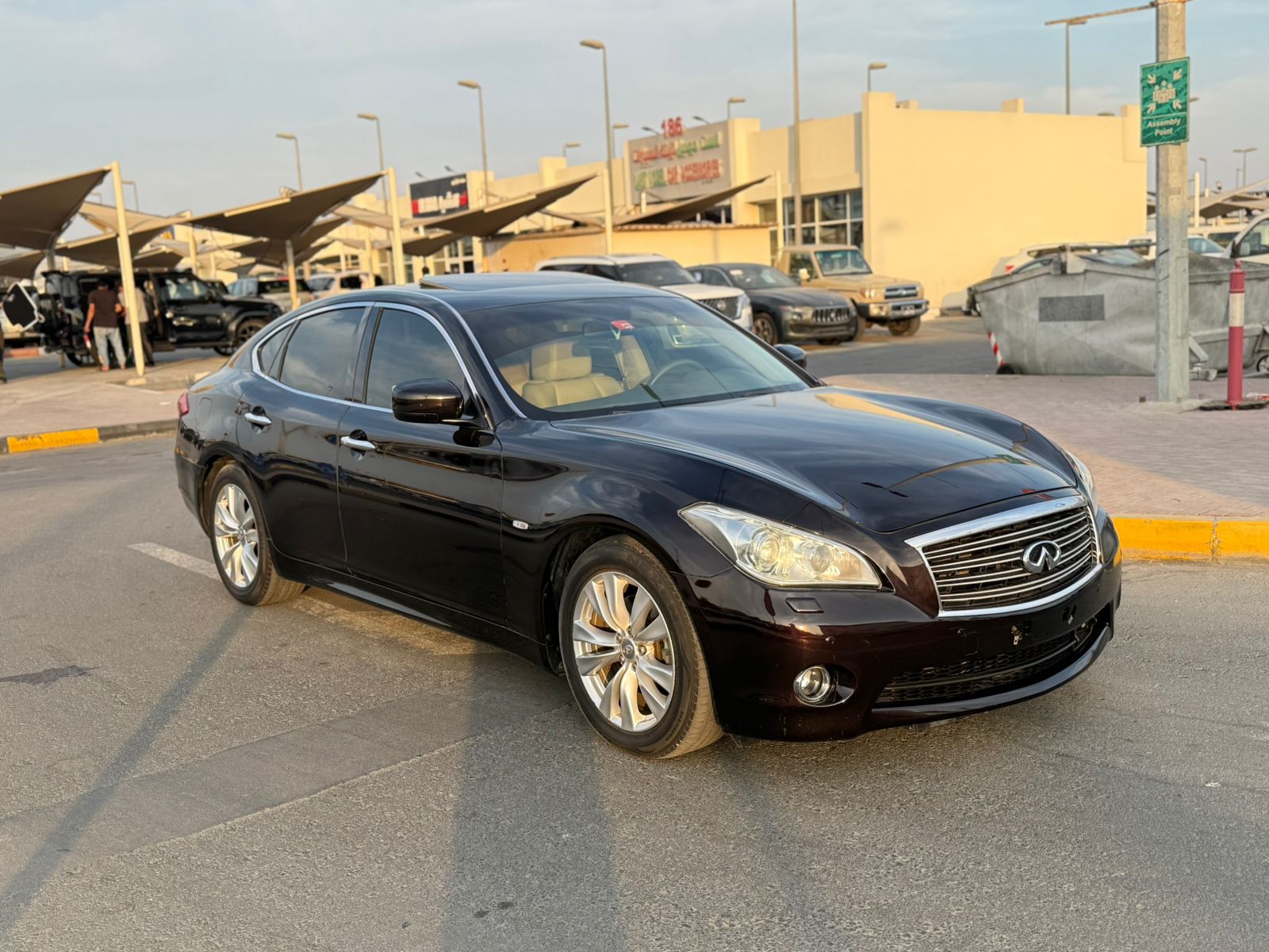 Infiniti M56 2012