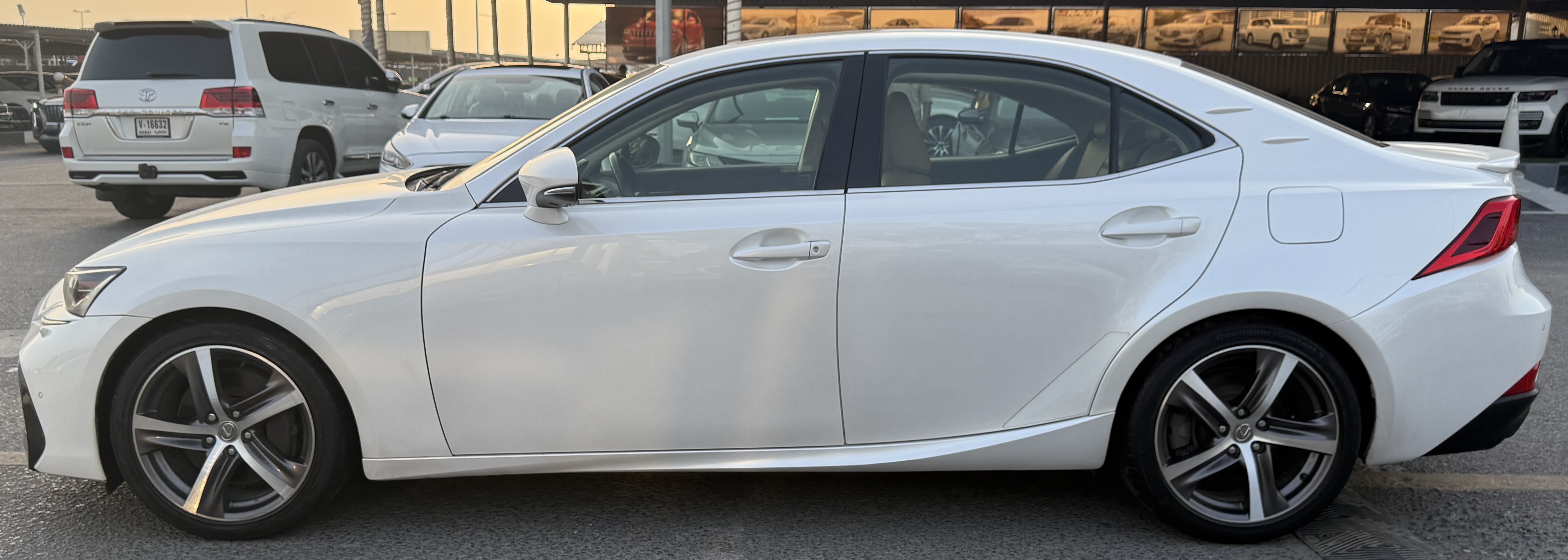 Lexus IS 2017 3456L