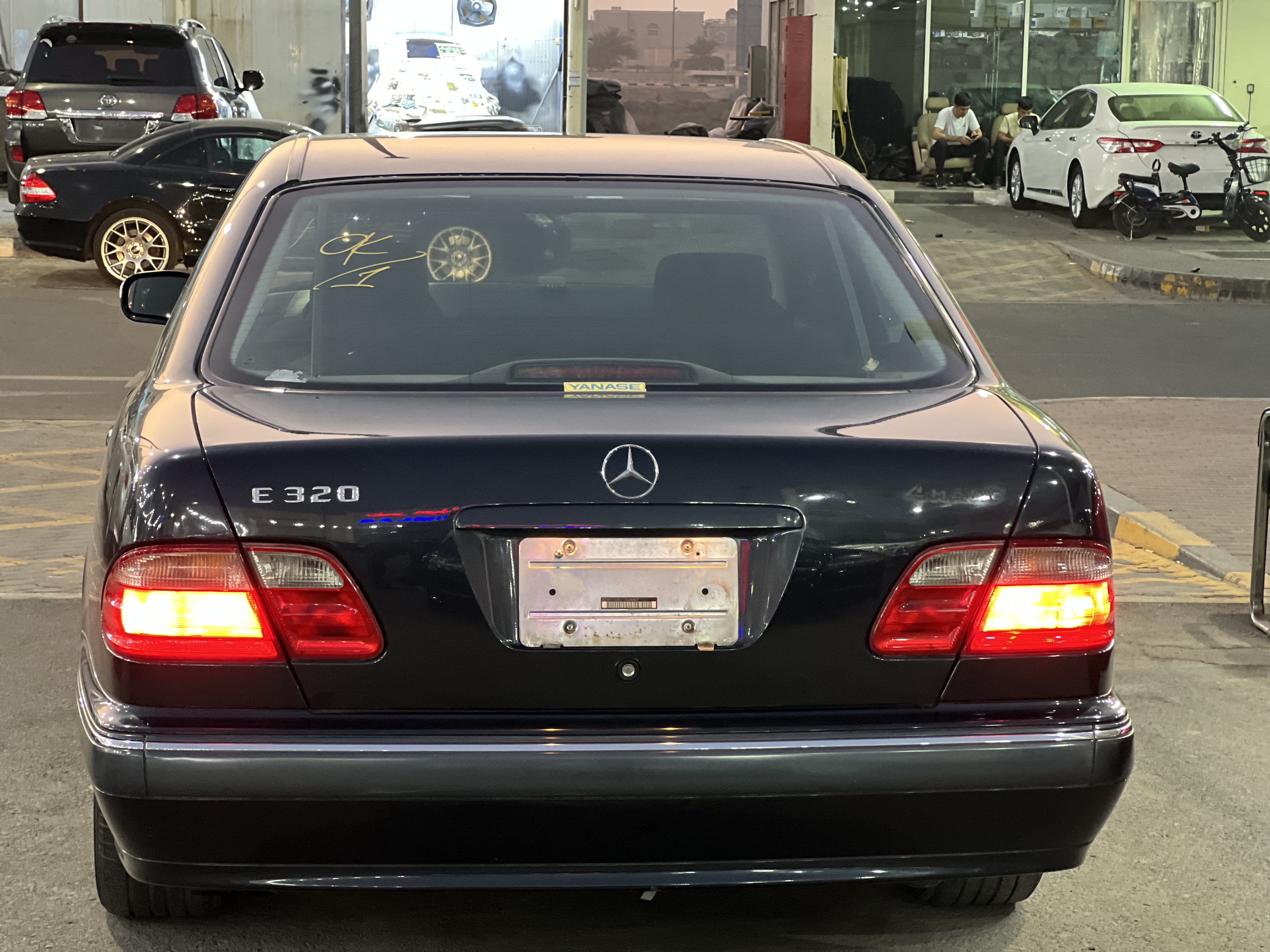 Mercedes Benz E Class 2001