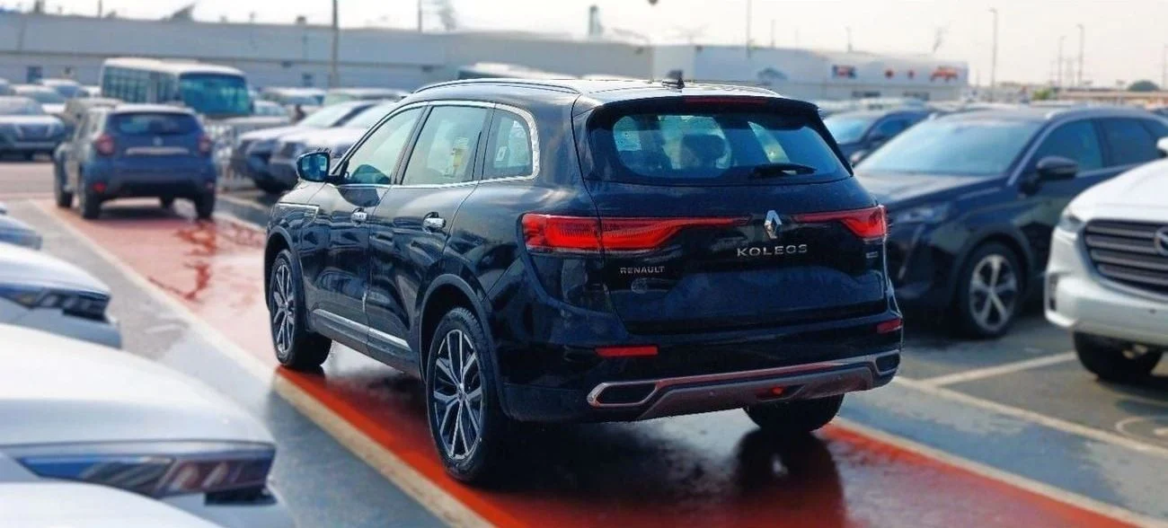 Discover undefined undefined Exterior Interior Images.Find all aspects and details of cars.