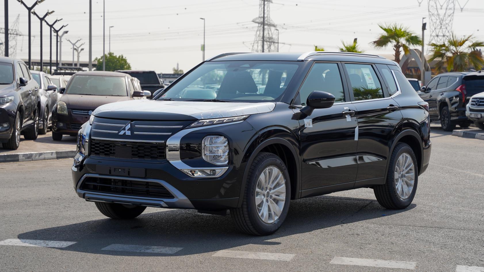 ميتسوبيشي آوتلاندر 2026