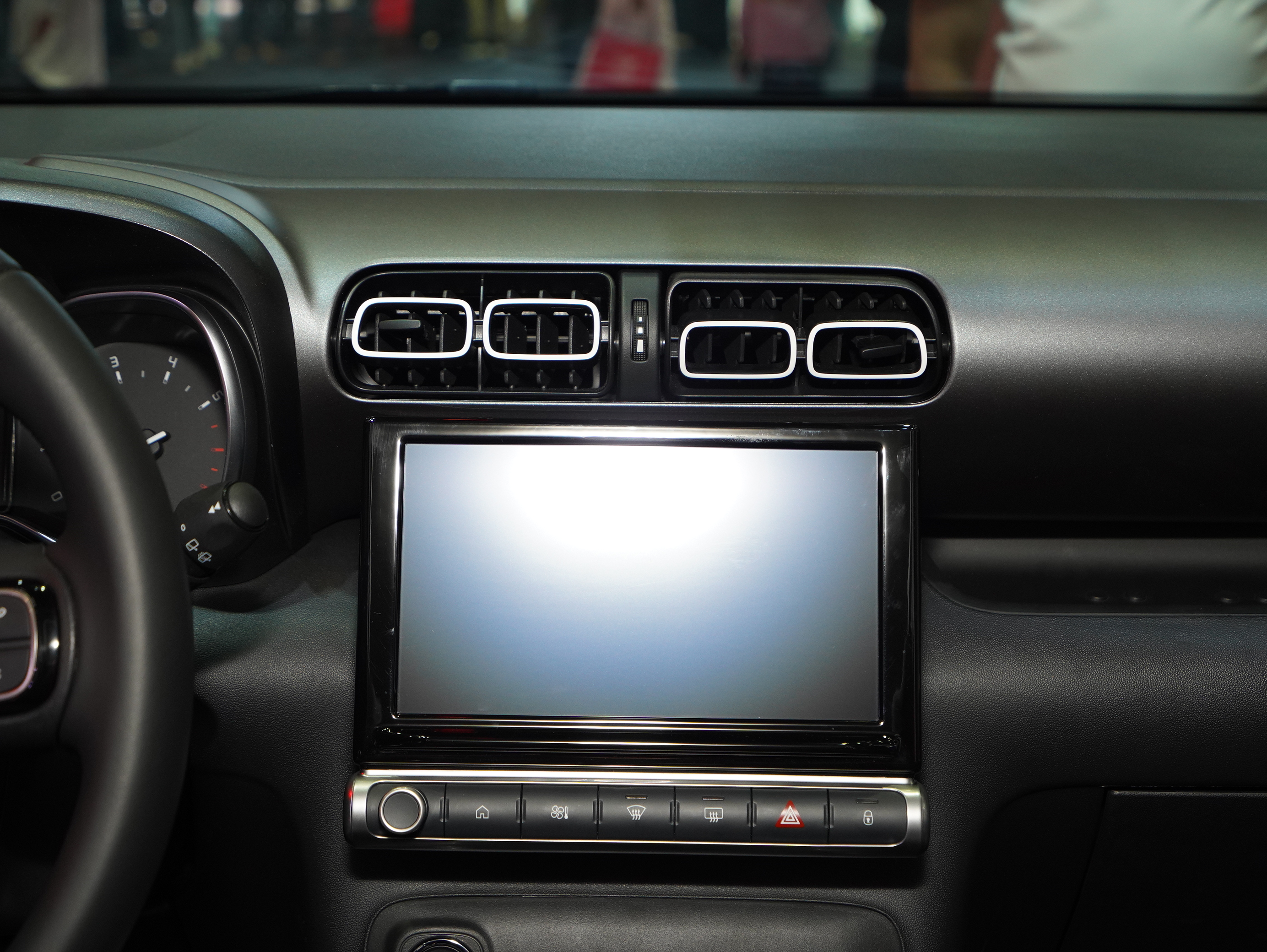 https://gcc-1307444343.cos.accelerate.myqcloud.com/cc/car-image/d8b03754