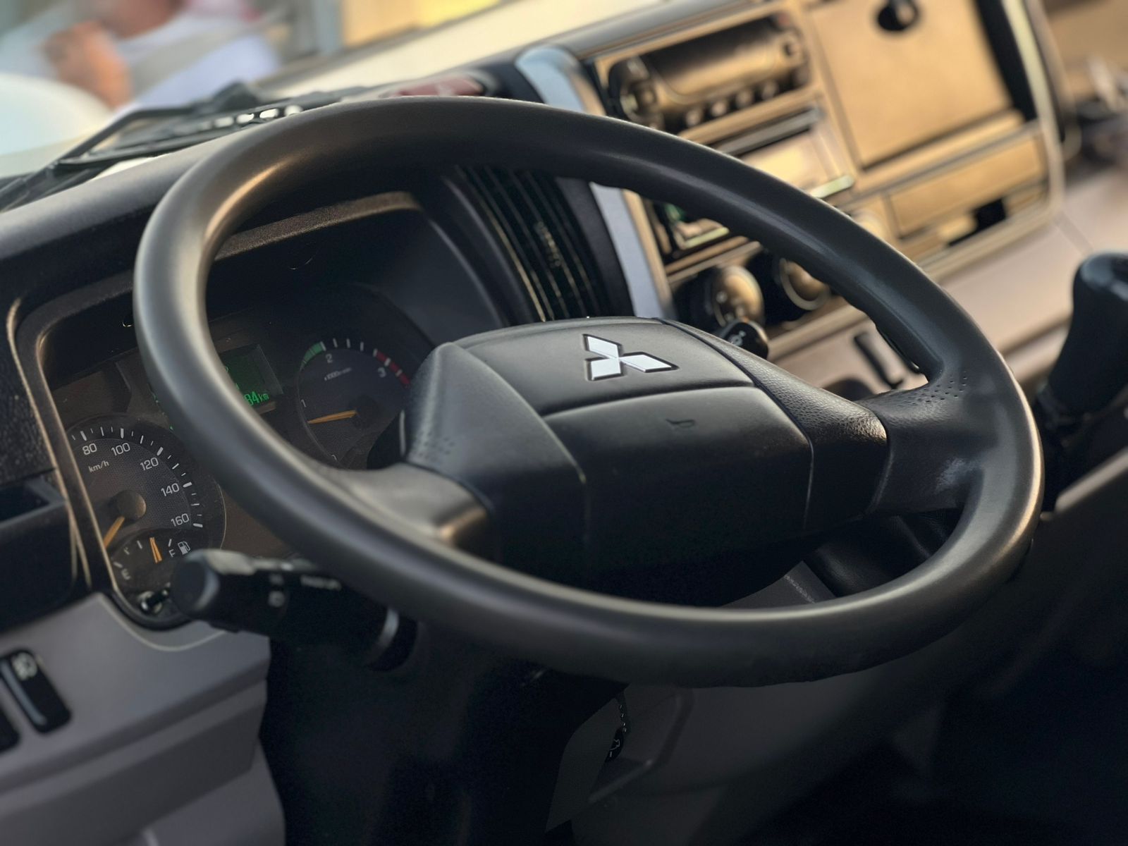 Mitsubishi Canter 2020