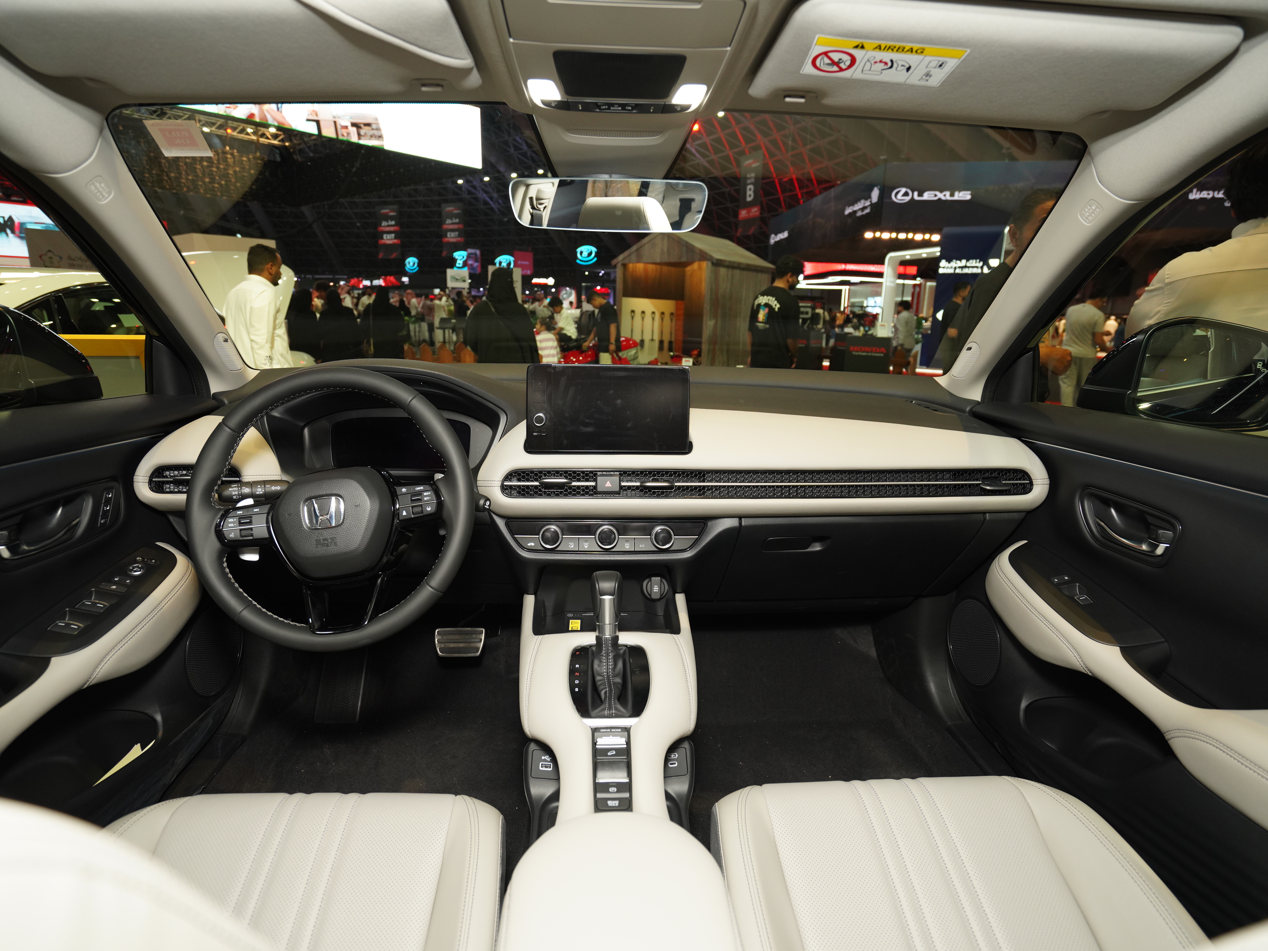 https://gcc-1307444343.cos.accelerate.myqcloud.com/cc/car-image/df0f64d3