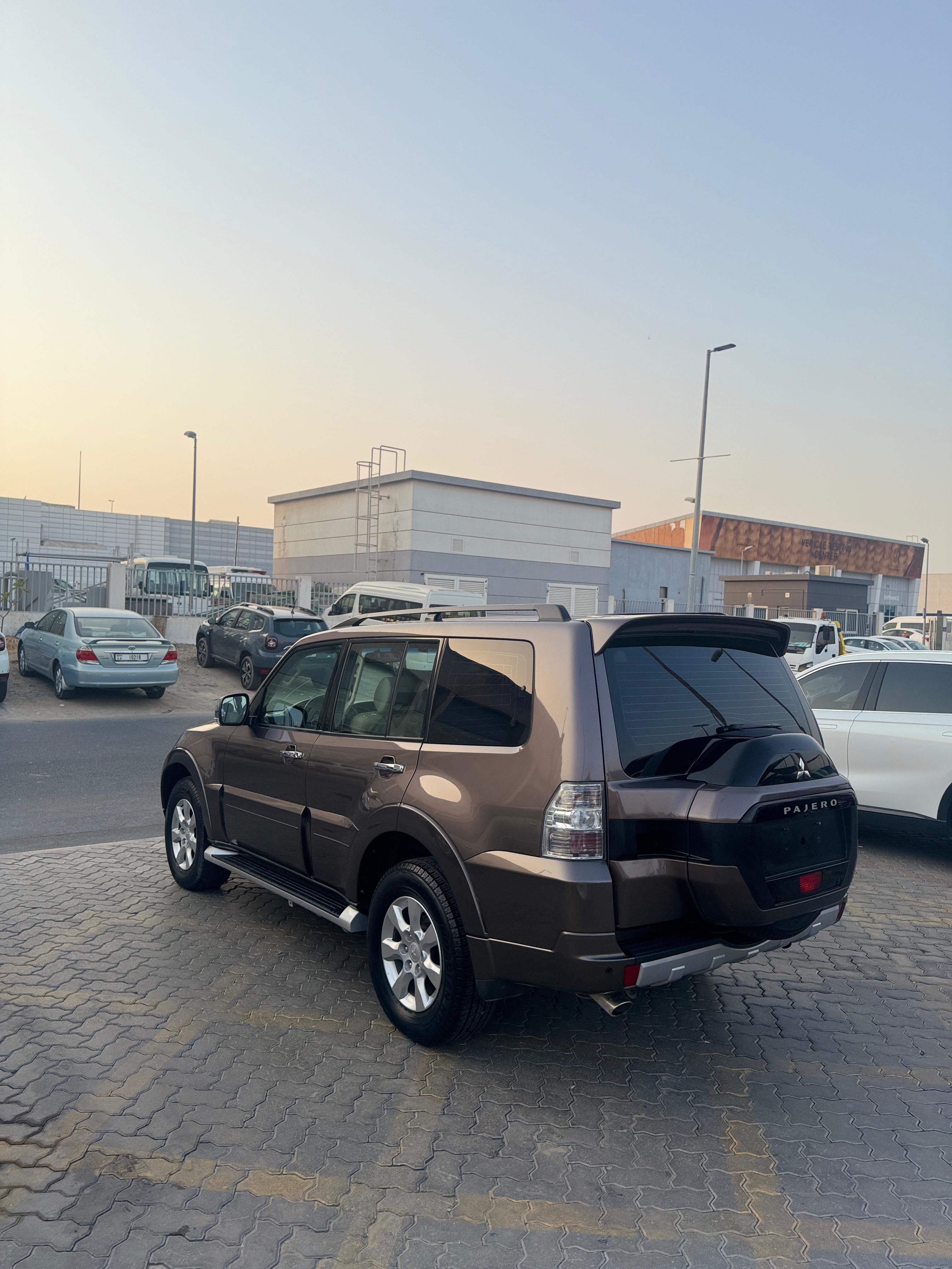 Mitsubishi Pajero iO 2016 3500L