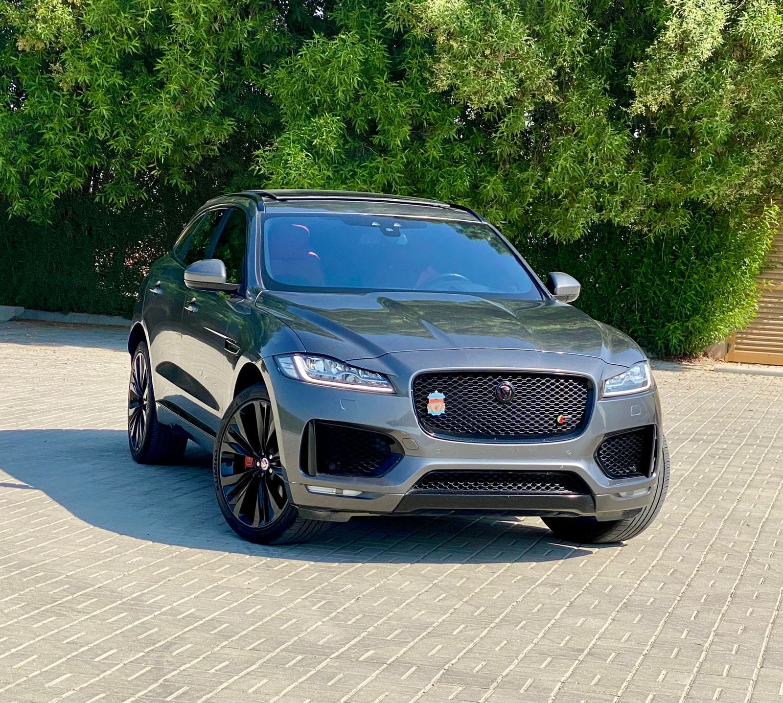 Jaguar F Pace 2017