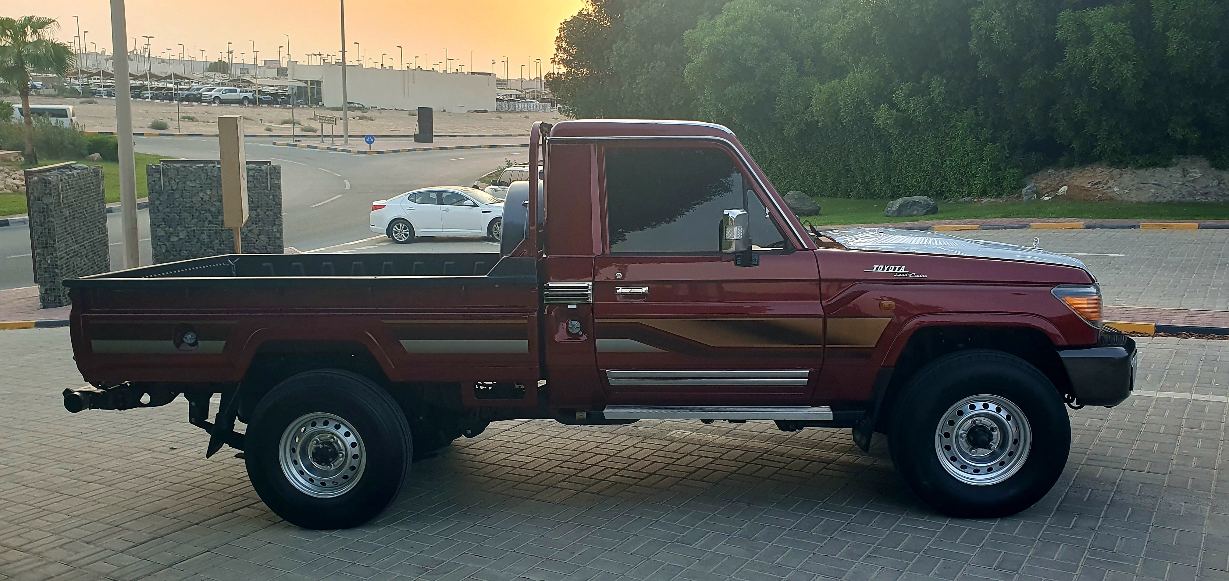 Toyota Land Cruiser Pick Up 2022 4L