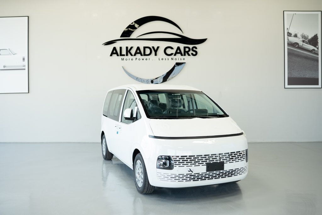 Hyundai Staria 2025 2.2L