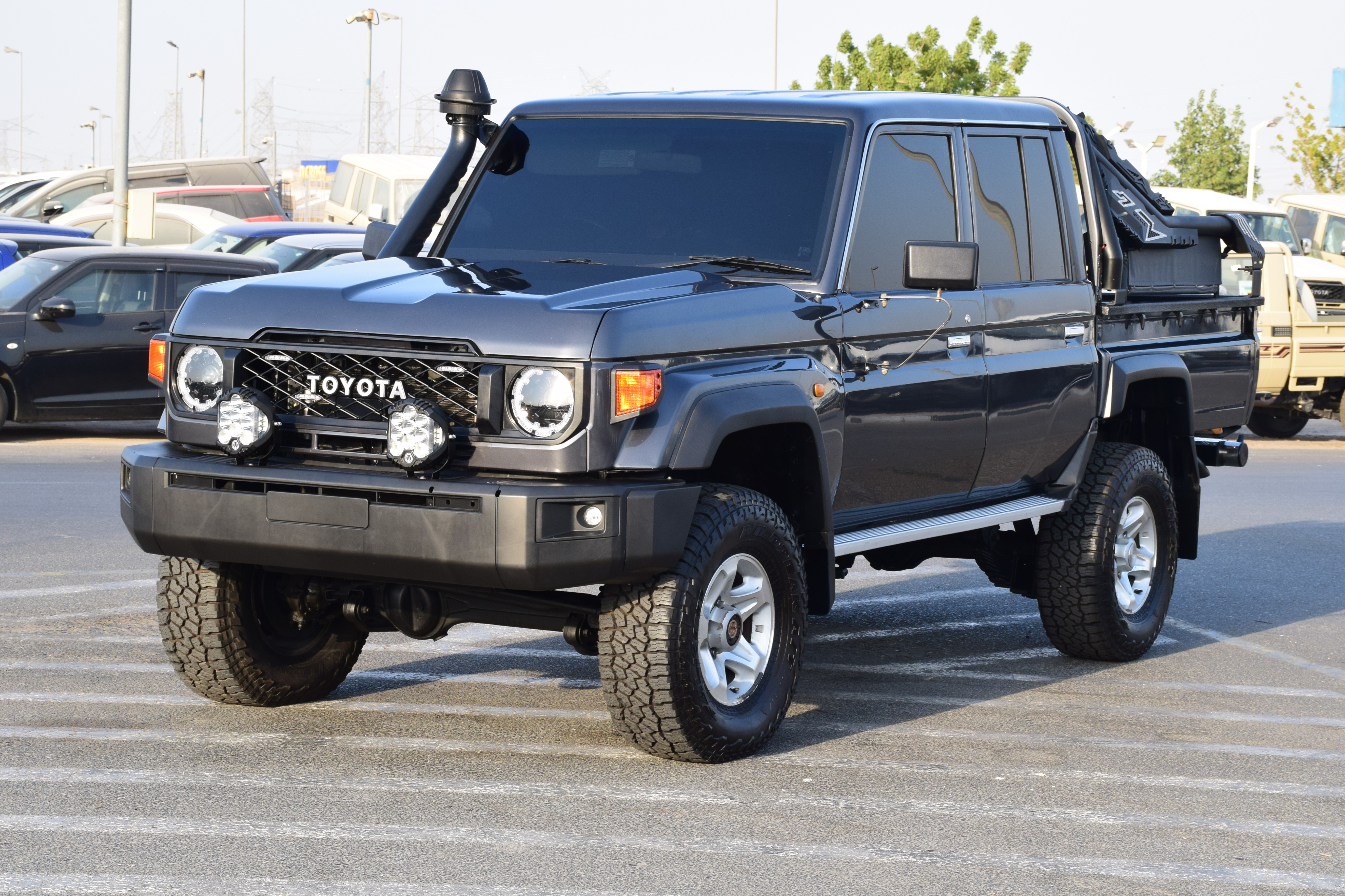 تويوتا لاند كروزر بيك آب 2017 4L