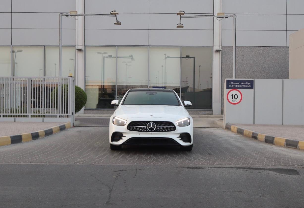 Mercedes Benz E Class 2023 1400L