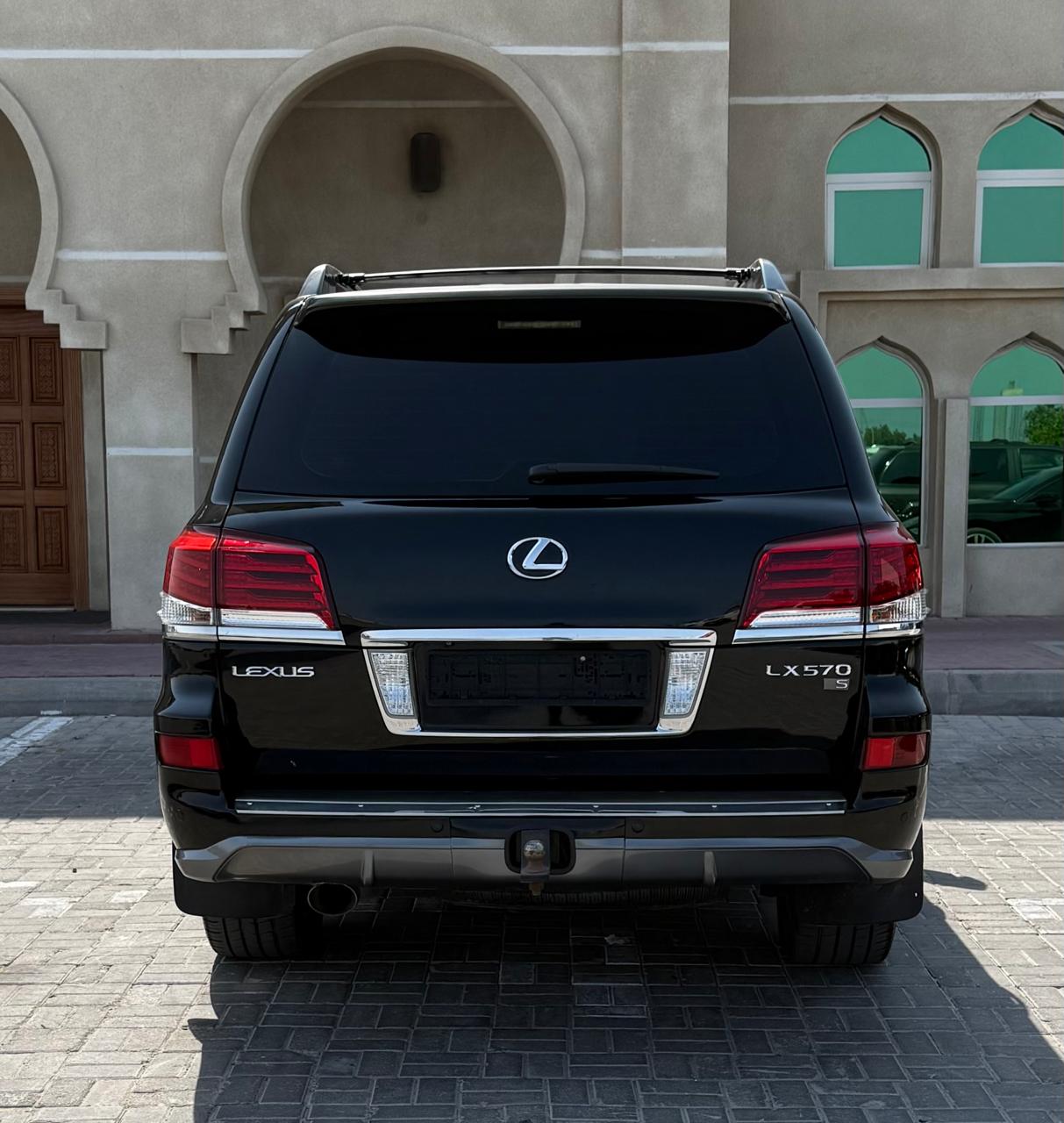Lexus LX 2015