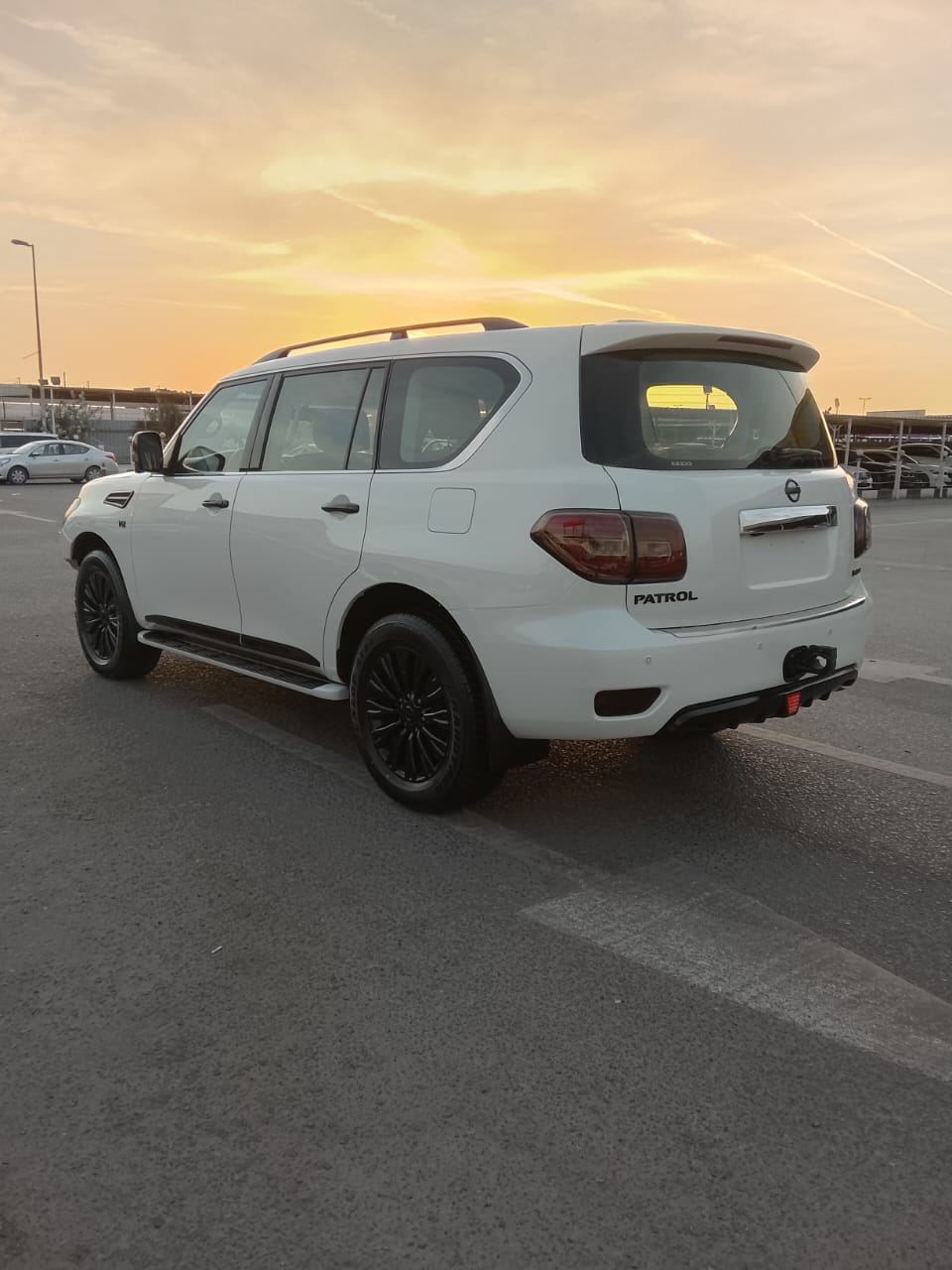 Nissan Patrol 2014 5.6L